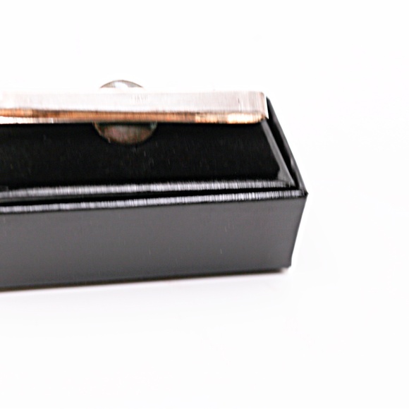 Sterling Silver Japanese Mother of Pearl Cultured Pearl tie clasp - Picture 3 of 3